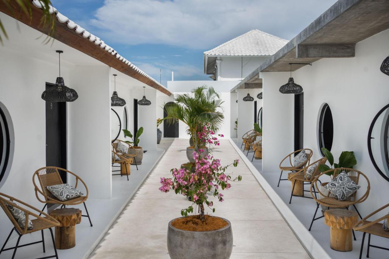Body Factory Bali Hotel Canggu  Exterior photo
