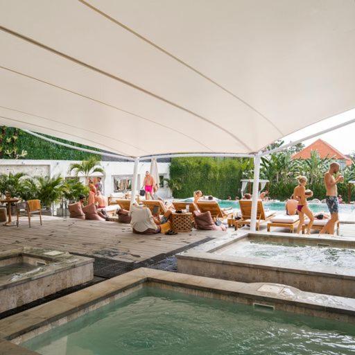 Body Factory Bali Hotel Canggu  Exterior photo