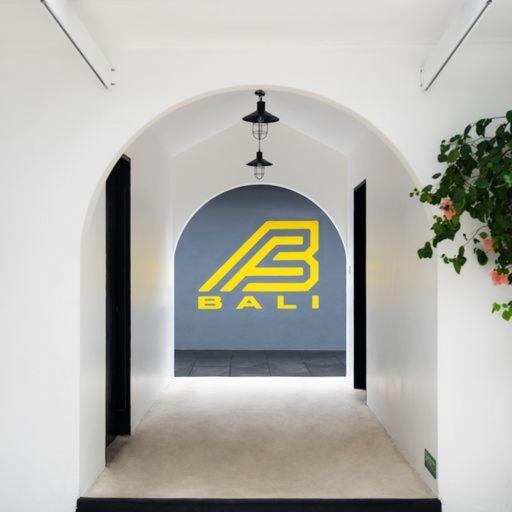 Body Factory Bali Hotel Canggu  Exterior photo